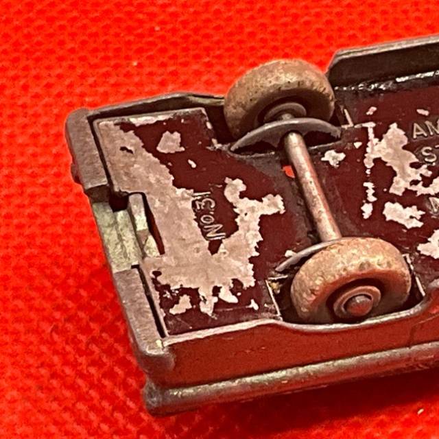 vintagetoy_68678.jpg