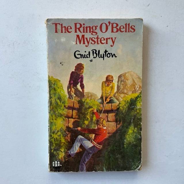 Enid Blyton The Ring O’Bells Mystery 1951