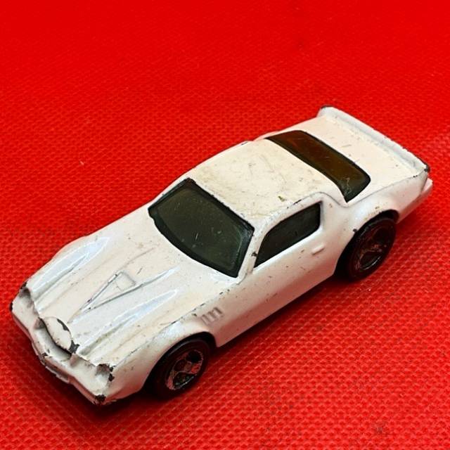 HL White Camaro Z-28 1982 Malaysia