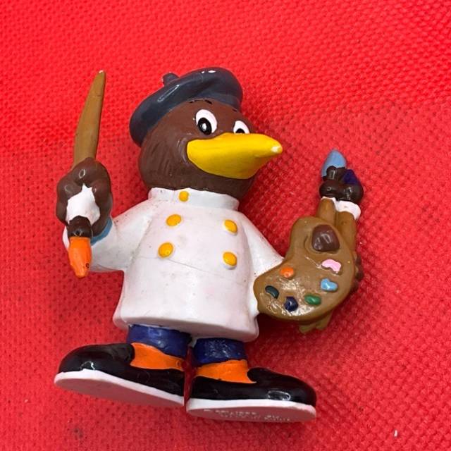 Kiwi Folk PVC figure ART KIWI 1988