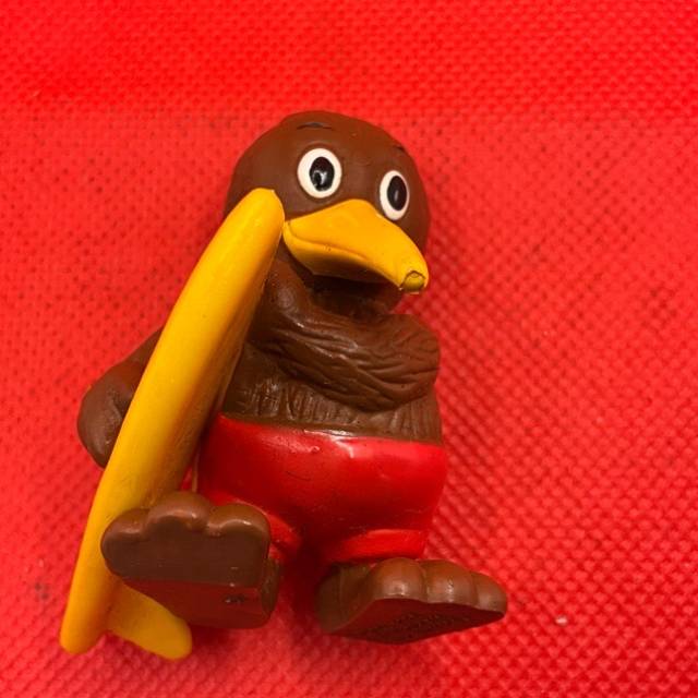 Kiwi Folk PVC figure SURFING KIWI 1986