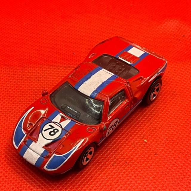 HL Red FORD GT - 40 1999 China