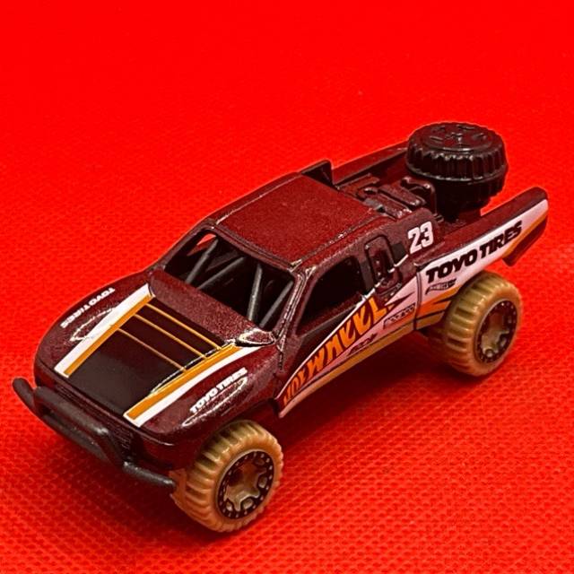 HL Brown TOYOTA OFF ROAD BAJA TRUCK MUD RUNN...