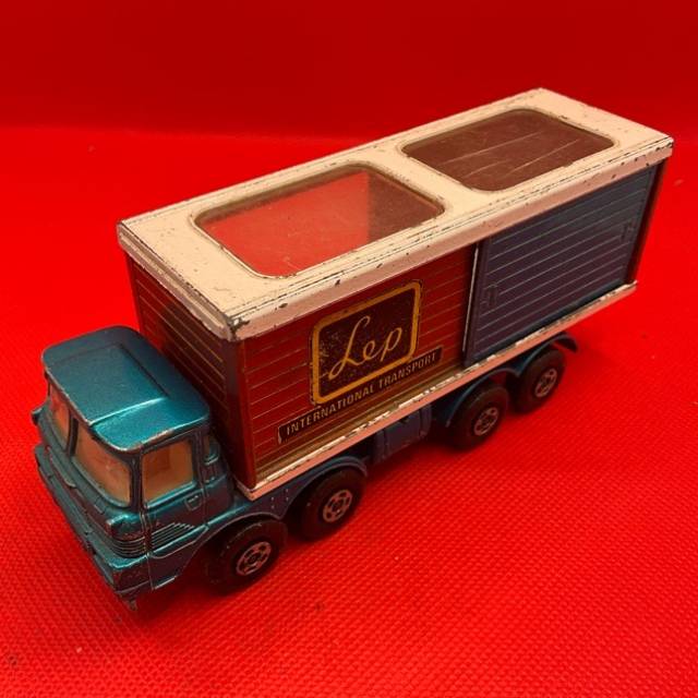 MB Superkings K-14 SCAMMELL LEP FREIGHT LINER