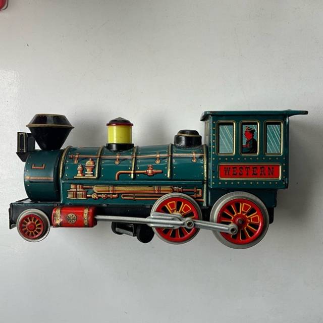 1960’s Japan Tin Litho Train Battery Opera...