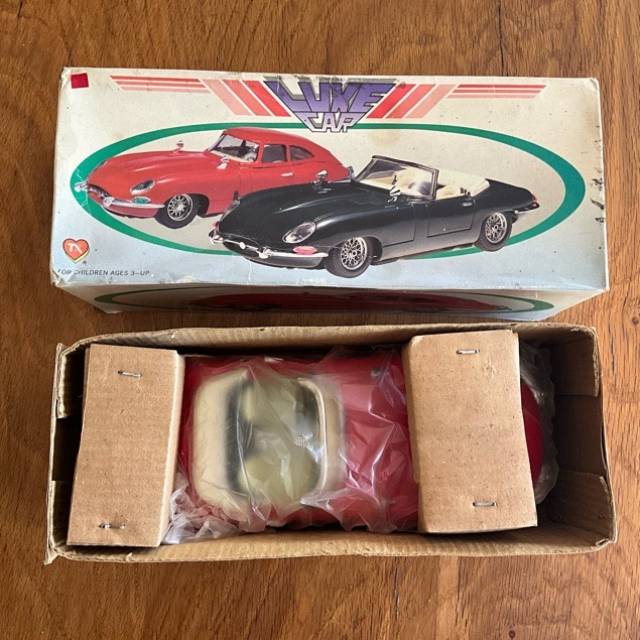 vintagetoy_71608.jpg